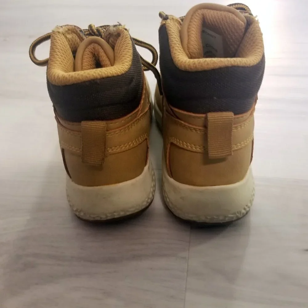 RU RocaWear Boys Ronny Faux Leather Boots Size 9